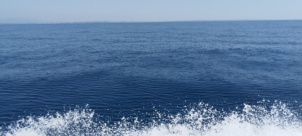 Foto: Carvoeiro al fondo - Lagos, Portugal