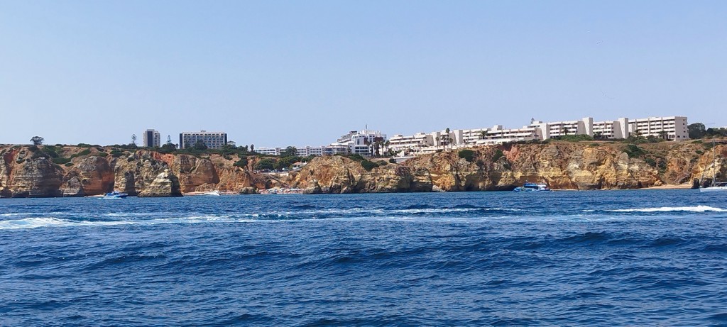 Foto: Praia dos Pinheiros - Lagos, Portugal