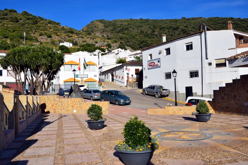 Foto: Plaza Fuerzas Armadas - Jimera de Libar (Málaga), España