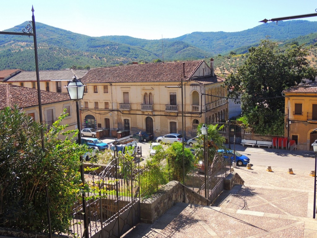 Foto: Plaza Juan Carlos I - Guadalupe (Cáceres), España