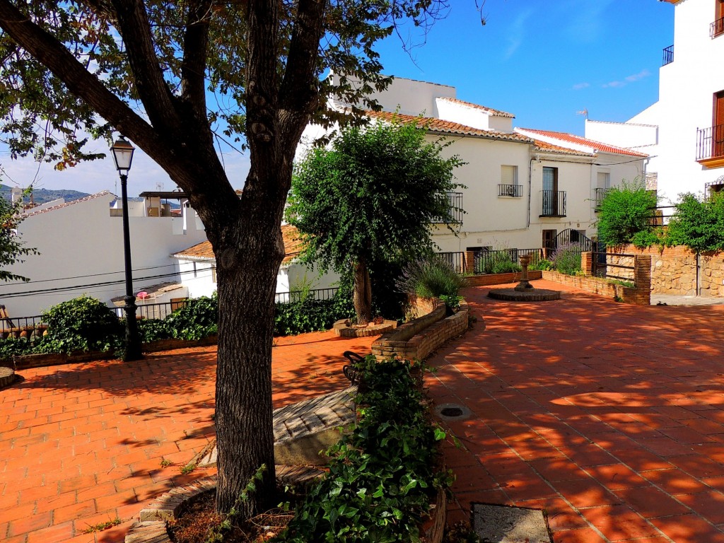 Foto: Plaza las Majaderas - El Burgo (Málaga), España