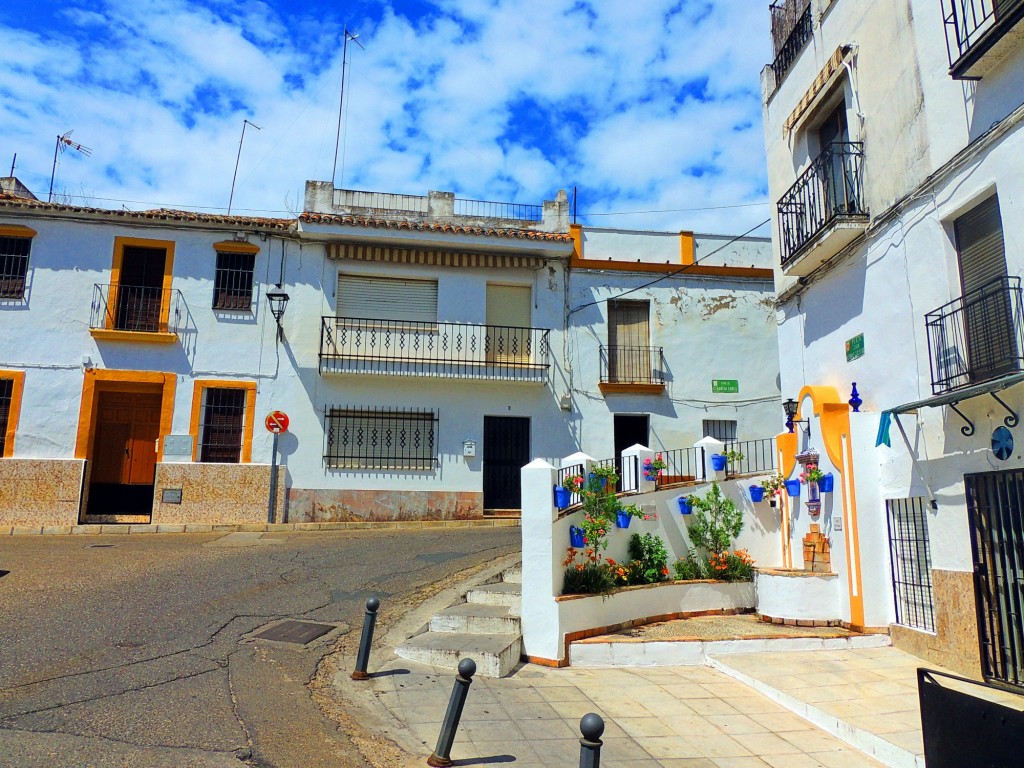 Foto: Plaza Juan Merinas Cuesta - Almodovar del Río (Córdoba), España