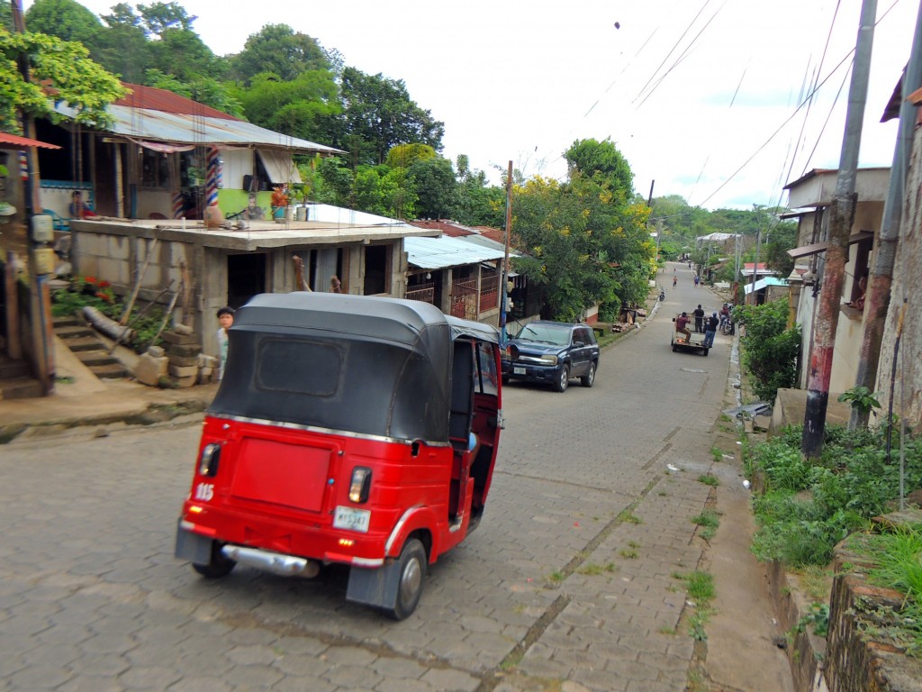 Foto: Artesanías San Juan de Oriente - San Juan de Oriente, Nicaragua