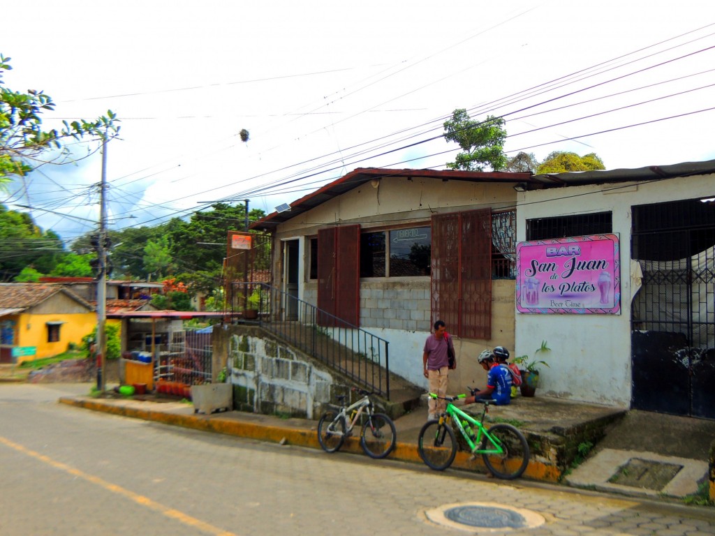 Foto: Artesanías San Juan de Oriente - San Juan de Oriente, Nicaragua