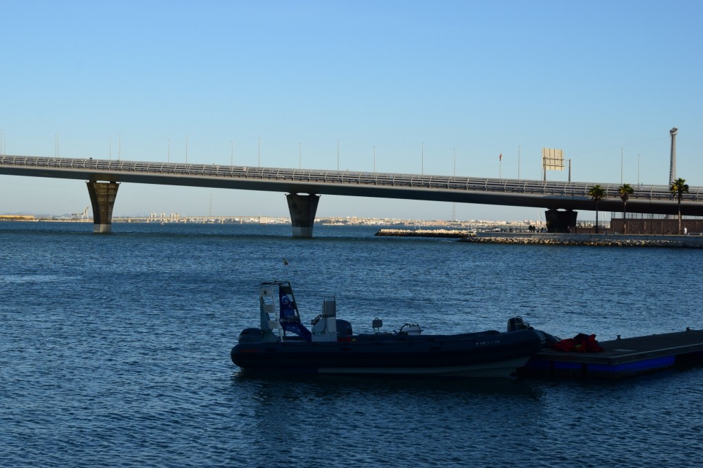 Foto: Punto de atraque de zodiac - Cádiz (Andalucía), España