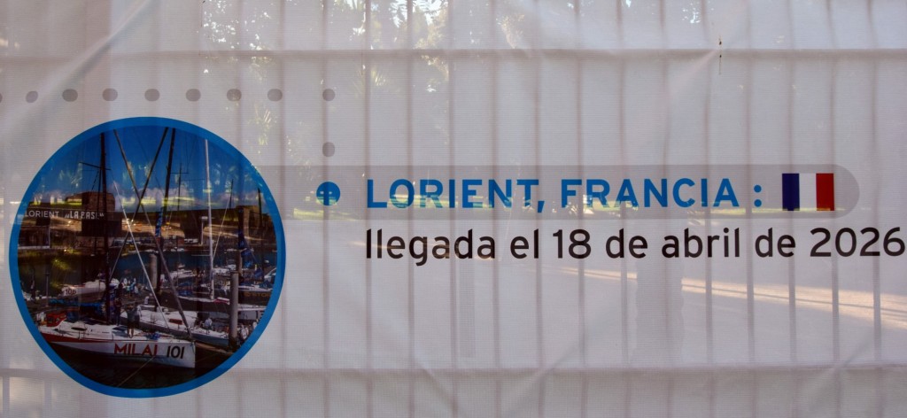 Foto: Meta y final de la Vuelta tras aproximadamente recorrer 24.176 Millas náuticas - Cádiz (Andalucía), España