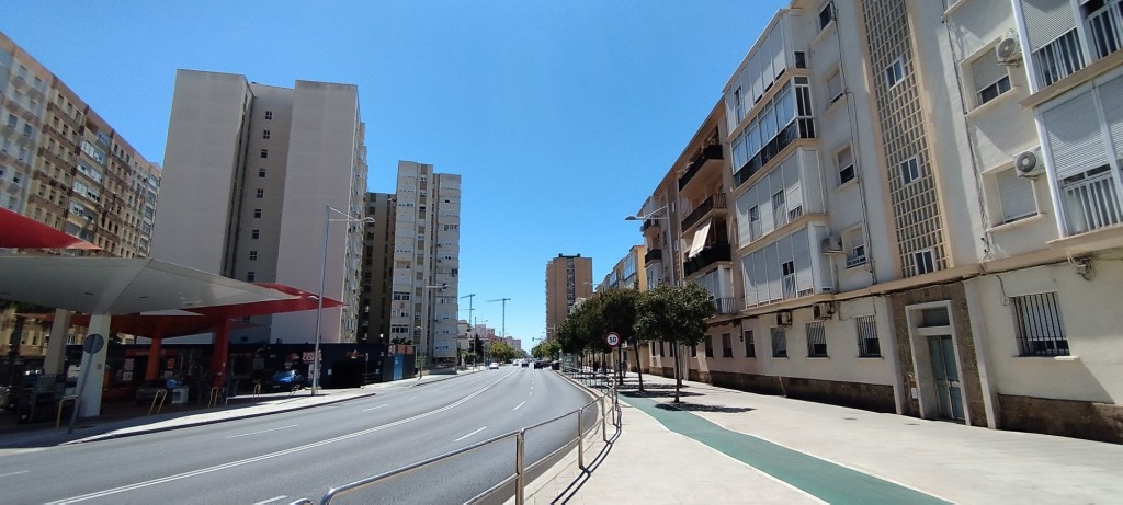Foto: Avda. Sanidad Pública - Cádiz (Andalucía), España