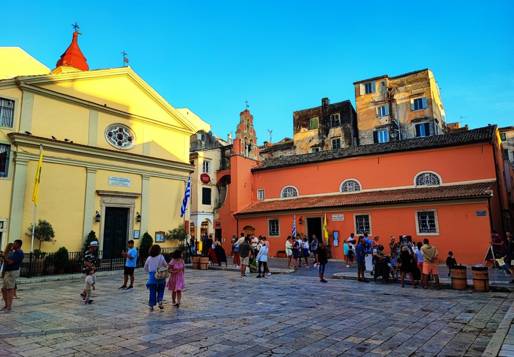 Foto: Πλατεία Ηρώων Κυπριακού Αγώνα - Corfú (Ionian Islands), Grecia