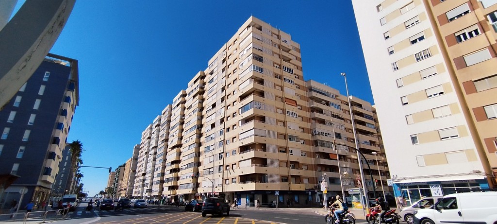 Foto: Edificios Los Delfines - Cádiz (Andalucía), España