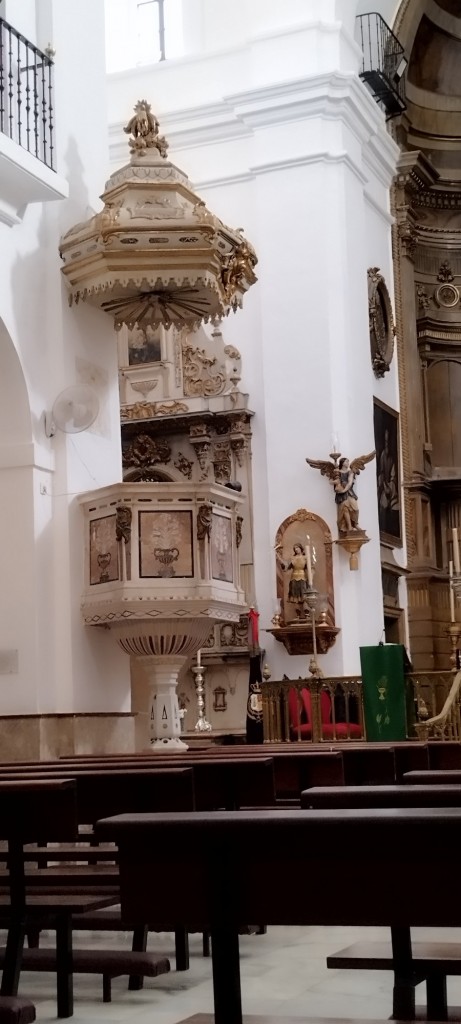 Foto: Púlpito, Interior Parroquia San Antonio - Cádiz (Andalucía), España