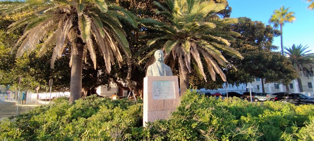 Foto: Monumento a Don José Moreno de Mora - Cádiz (Andalucía), España