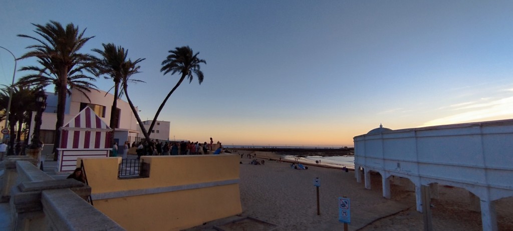 Foto: Esperando la puesta de sol - Cádiz (Andalucía), España