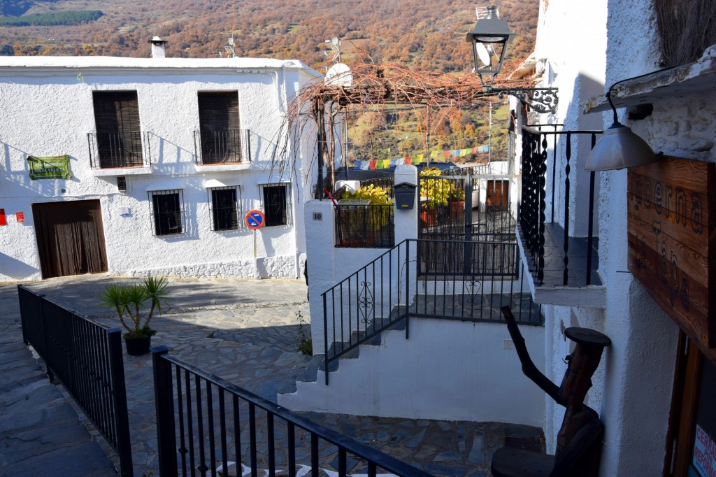Foto: Bajada de la Calle Cubo a Calle Dr. Castilla - Capileira (Granada), España