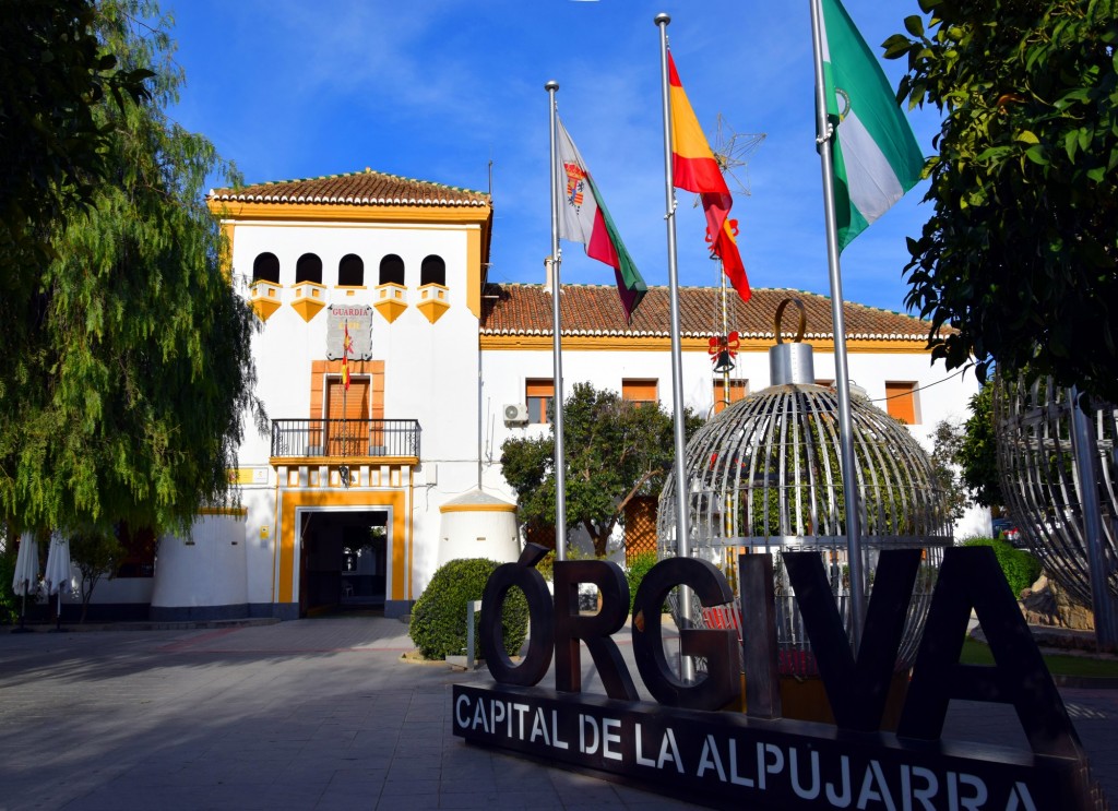 Foto: Cuartel de la Guardia Civil - Órgiva (Granada), España