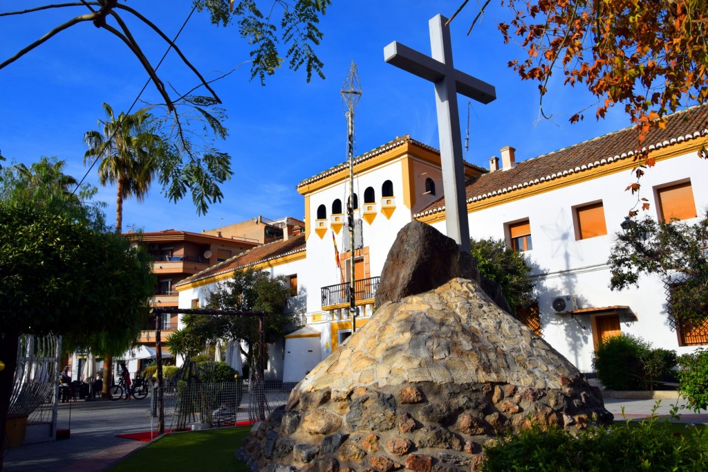 Foto: Crucero en Plaza de la Alpujarra - Órgiva (Granada), España