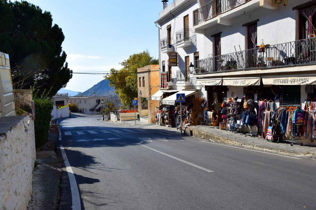 Foto: Avenida de la Alpujarra - Pampaneira (Granada), España