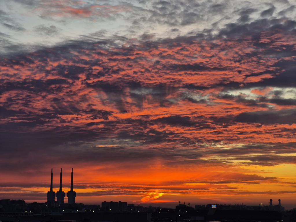 Foto: Amanecer - Sant Adrià de Besòs (Barcelona), España