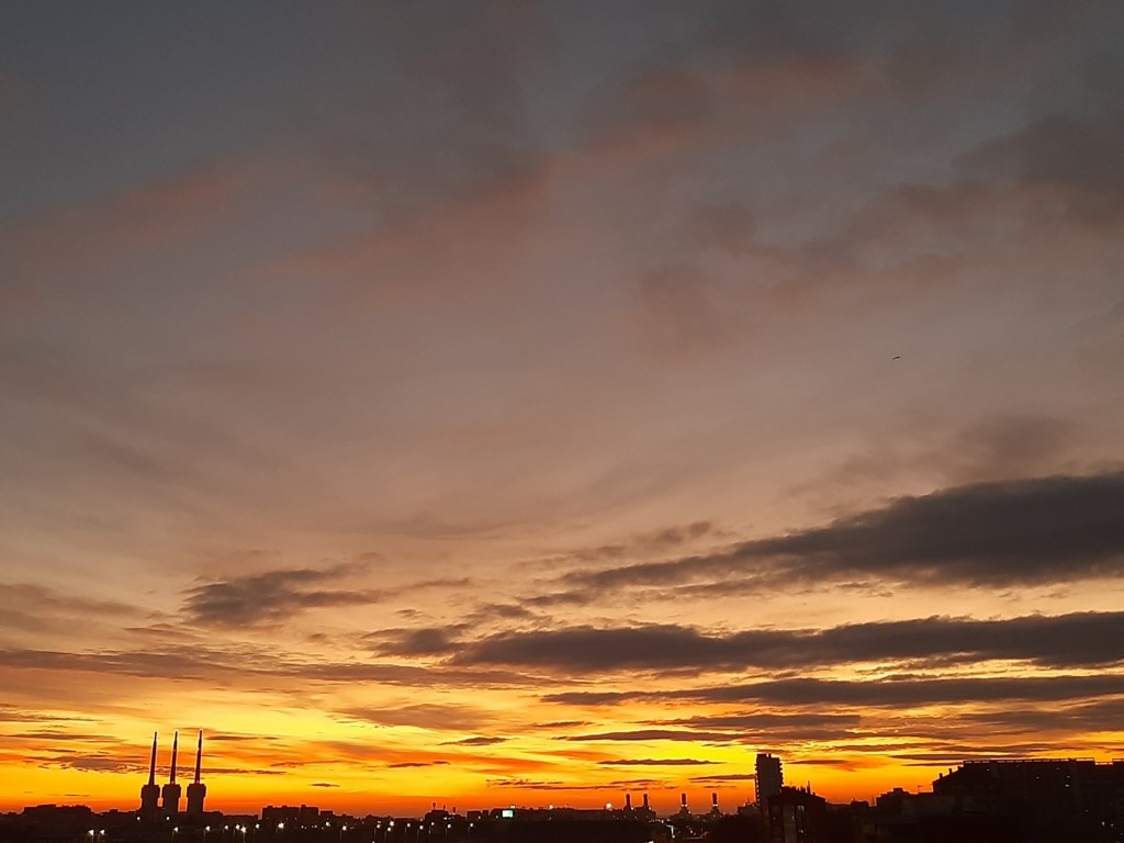 Foto: Amanecer - Sant Adrià de Besòs (Barcelona), España