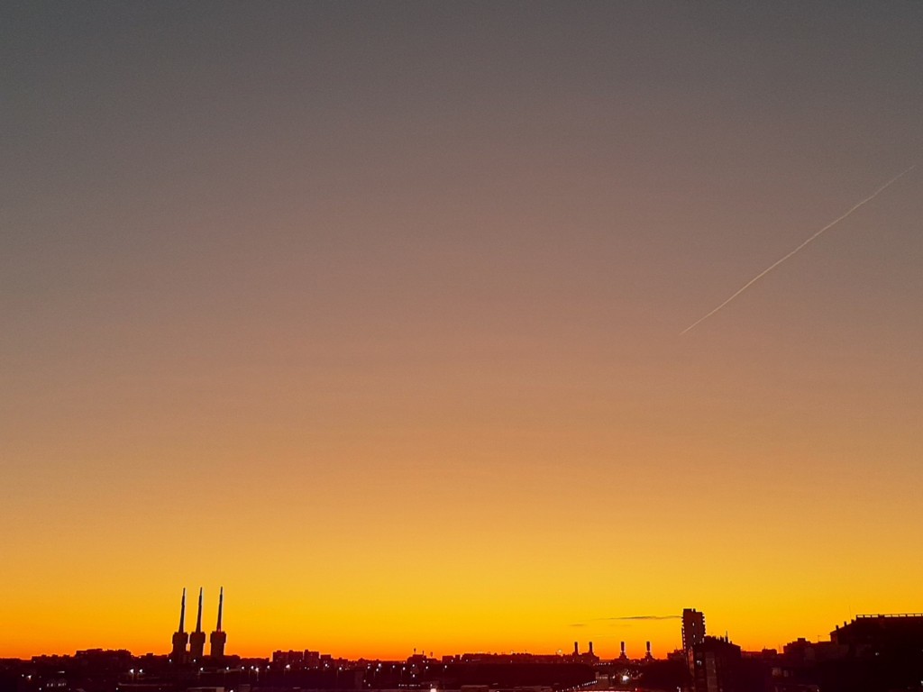 Foto: Amanecer - Sant Adrià de Besòs (Barcelona), España