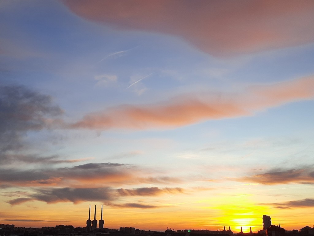 Foto: Amanecer - Sant Adrià de Besòs (Barcelona), España