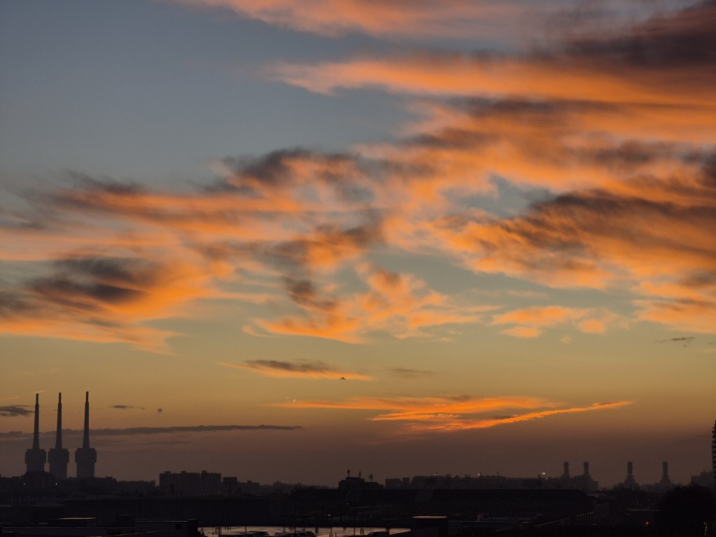 Foto: Amanecer - Sant Adrià de Besòs (Barcelona), España