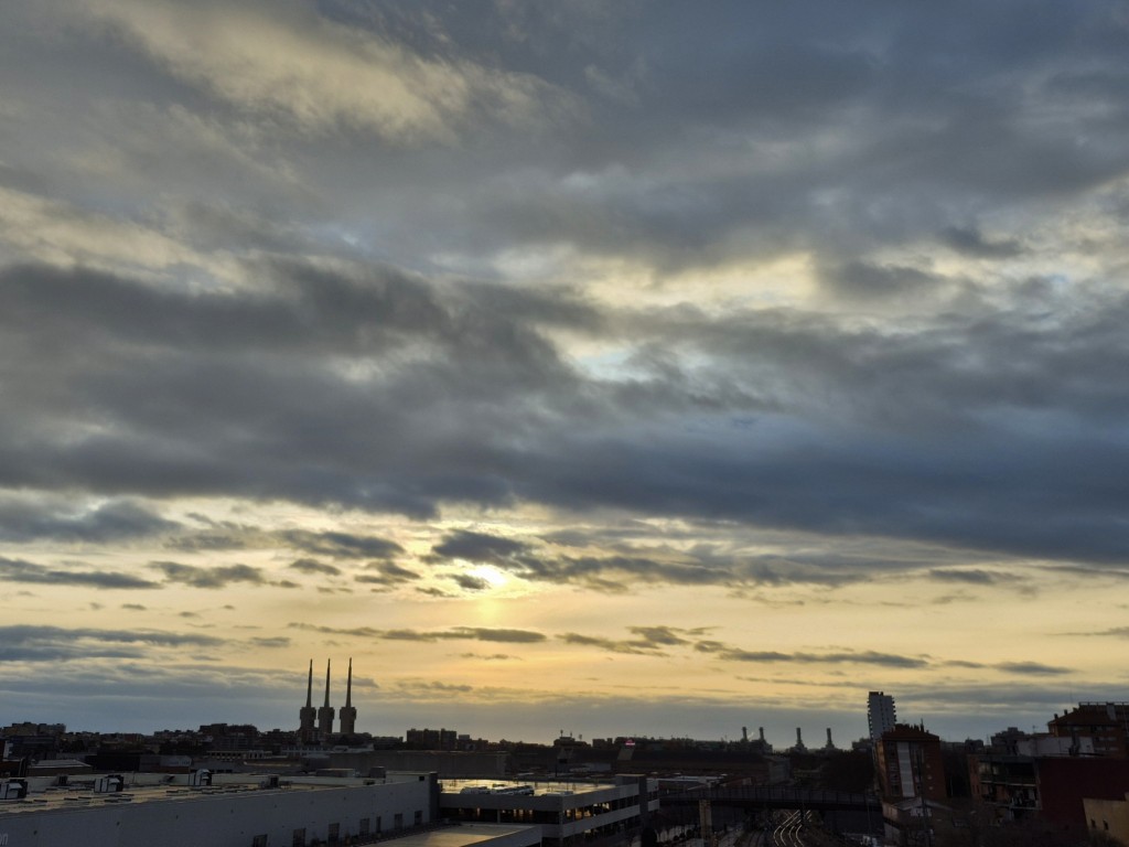Foto: Amanecer - Sant Adrià de Besòs (Barcelona), España