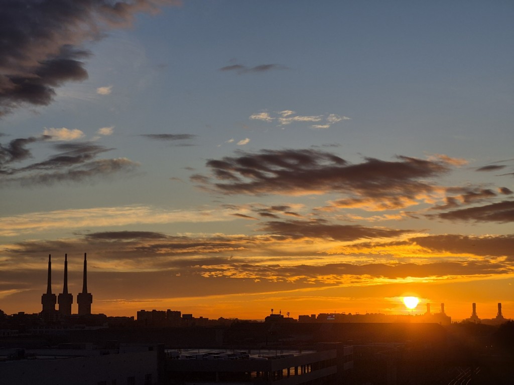 Foto: Amanecer - Sant Adrià de Besòs (Barcelona), España