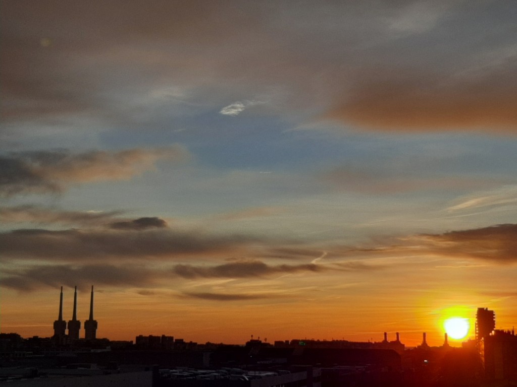 Foto: Amanecer - Sant Adrià de Besòs (Barcelona), España