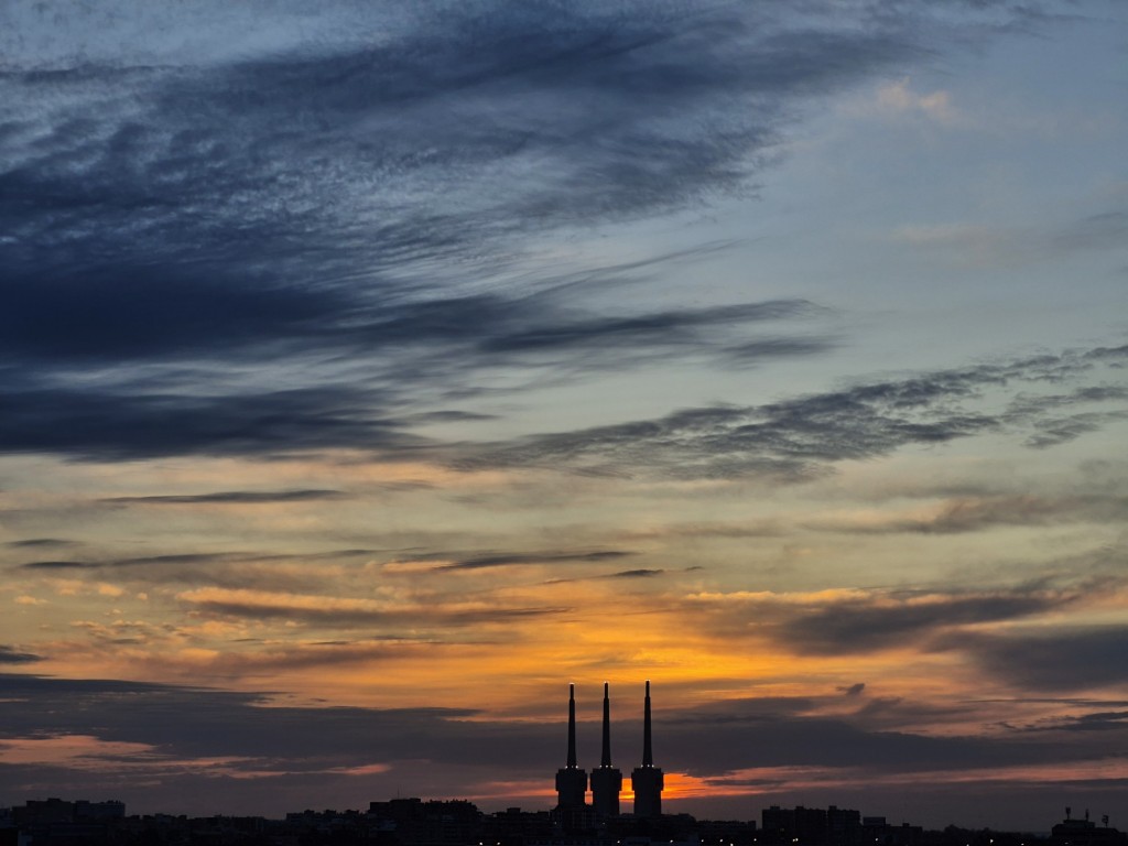Foto: Amanecer - Sant Adrià de Besòs (Barcelona), España