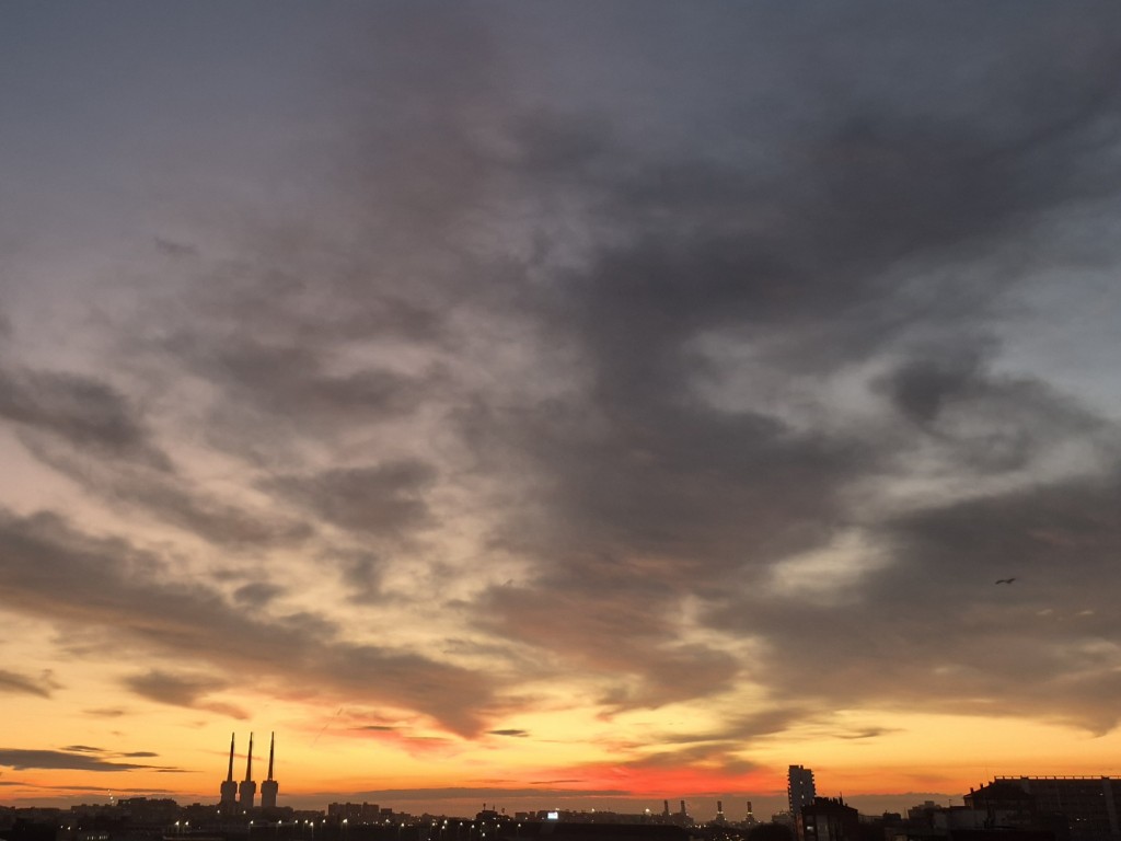 Foto: Amanecer - Sant Adrià de Besòs (Barcelona), España