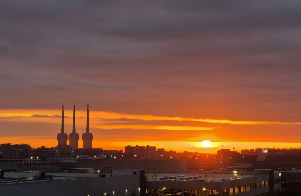 Foto: Amanecer - Sant Adrià de Besòs (Barcelona), España