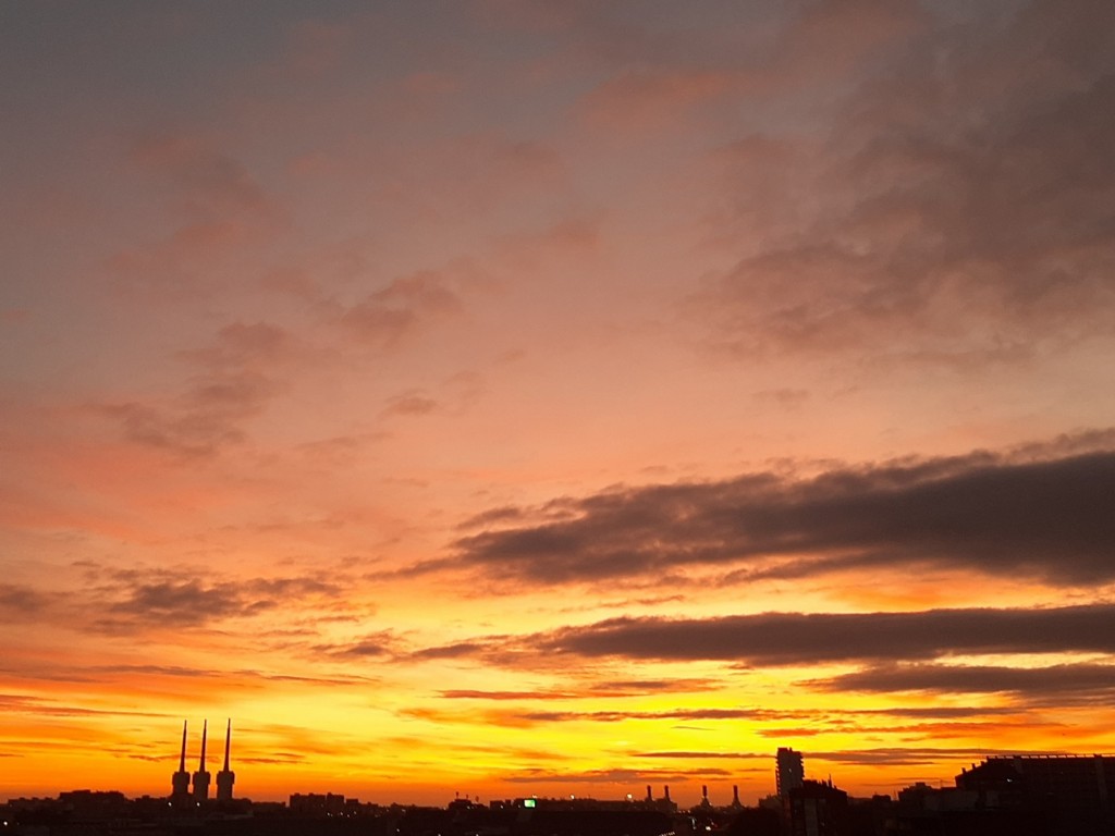 Foto: Amanecer - Sant Adrià de Besòs (Barcelona), España