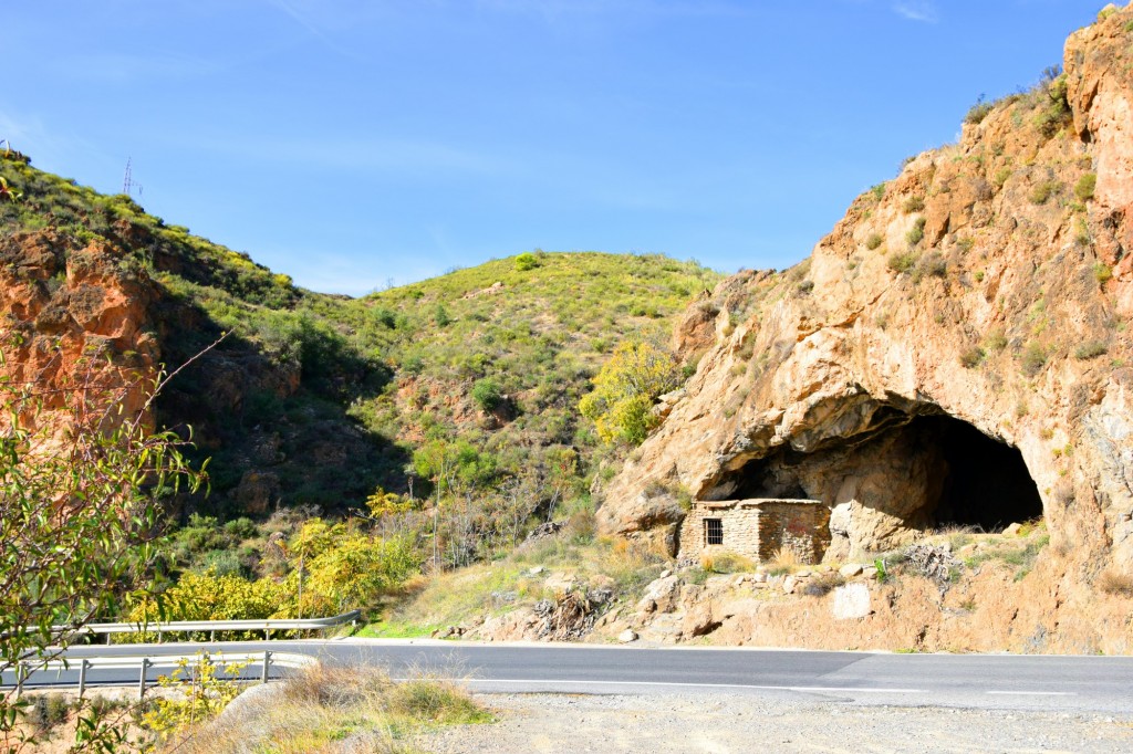 Foto: Cueva de Sortes - Orgiva (Granada), España