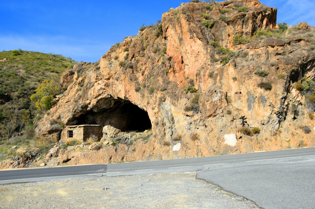 Foto: Cueva de Sortes - Orgiva (Granada), España