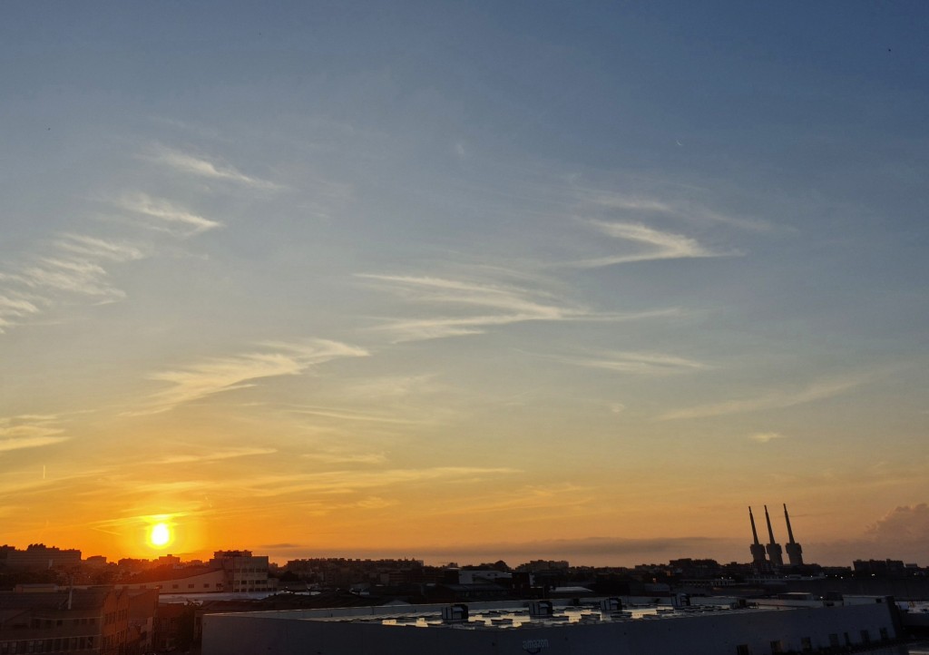 Foto: Amanecer - Sant Adrià de Besòs (Barcelona), España
