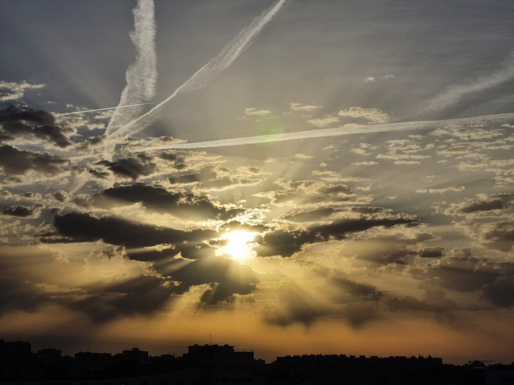 Foto: Amanecer - Sant Adrià de Besòs (Barcelona), España