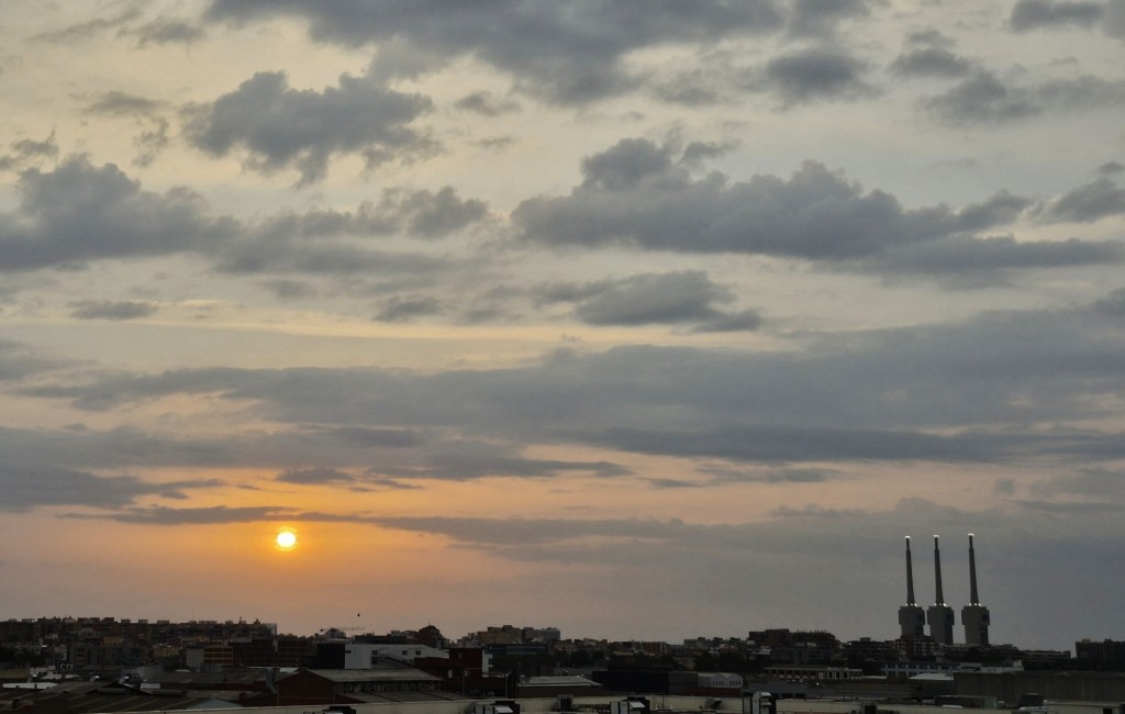 Foto: Amanecer - Sant Adrià de Besòs (Barcelona), España