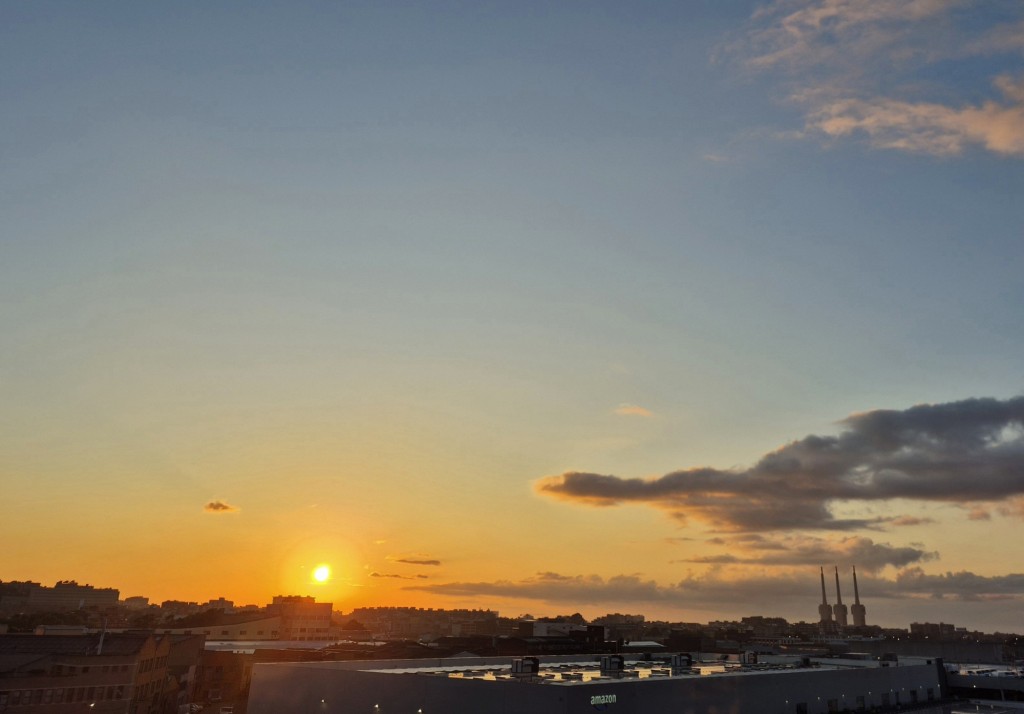 Foto: Amanecer - Sant Adrià de Besòs (Barcelona), España