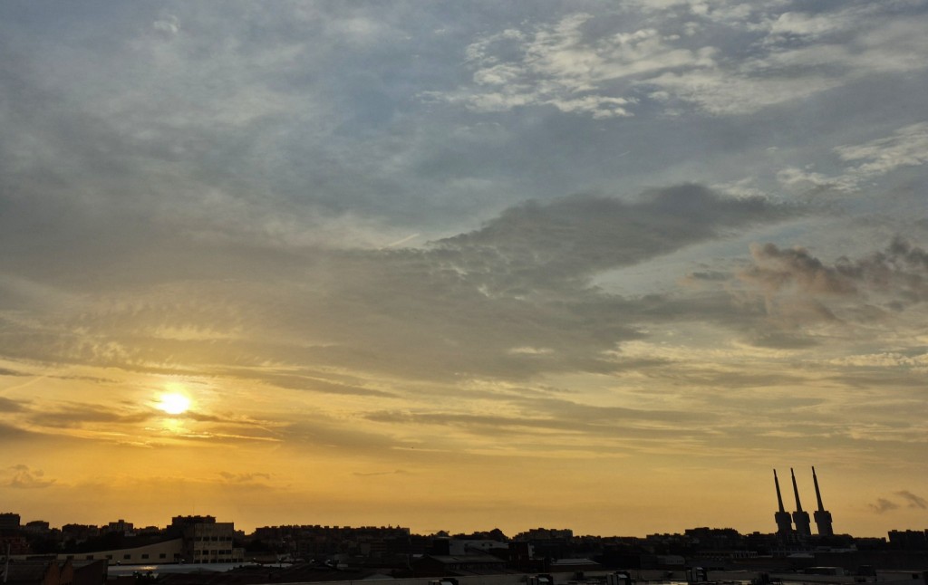 Foto: Amanecer - Sant Adrià de Besòs (Barcelona), España