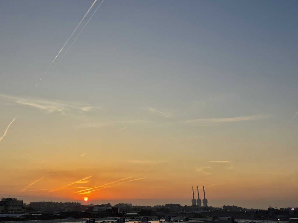 Foto: Amanecer - Sant Adrià de Besòs (Barcelona), España
