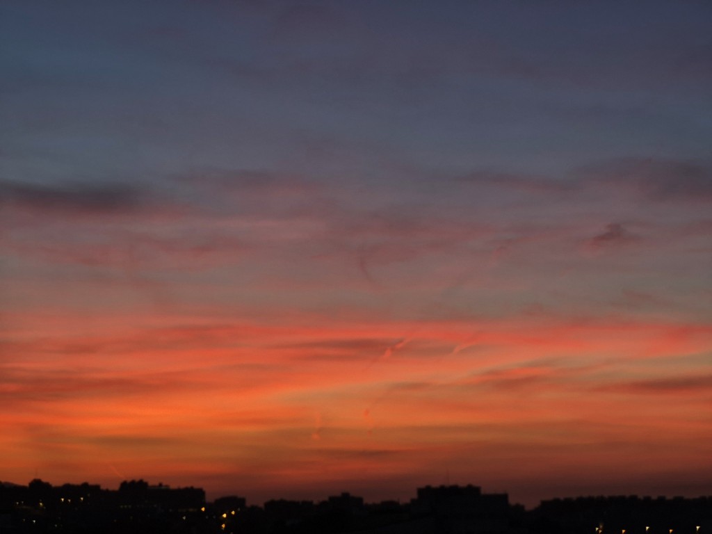 Foto: Amanecer - Sant Adrià de Besòs (Barcelona), España