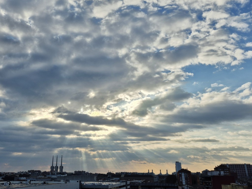 Foto: Amanecer - Sant Adrià de Besòs (Barcelona), España