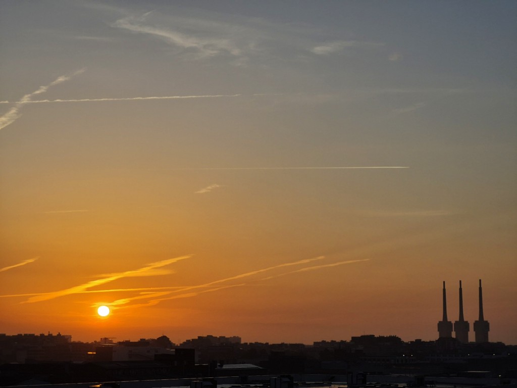 Foto: Amanecer - Sant Adrià de Besòs (Barcelona), España