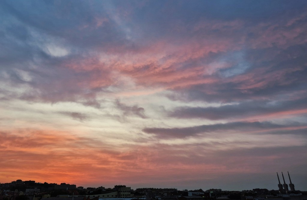 Foto: Amanecer - Sant Adrià de Besòs (Barcelona), España