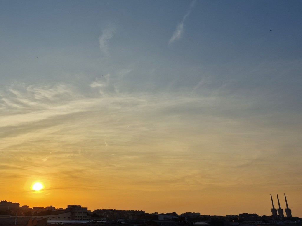 Foto: Amanecer - Sant Adrià de Besòs (Barcelona), España