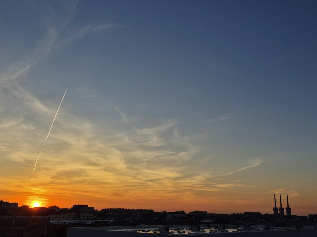 Foto: Amanecer - Sant Adrià de Besòs (Barcelona), España