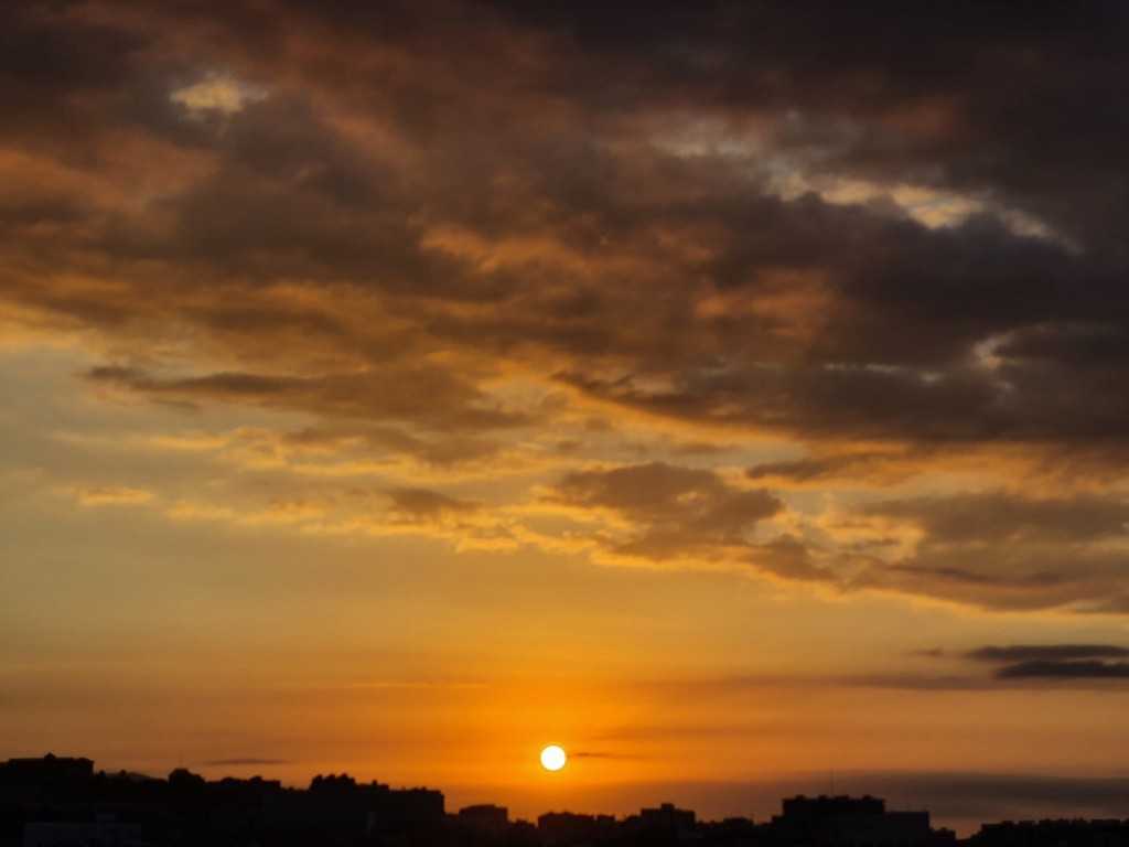 Foto: Amanecer - Sant Adrià de Besòs (Barcelona), España