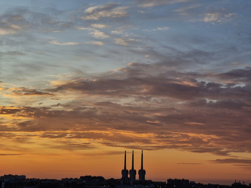 Foto: Amanecer - Sant Adrià de Besòs (Barcelona), España