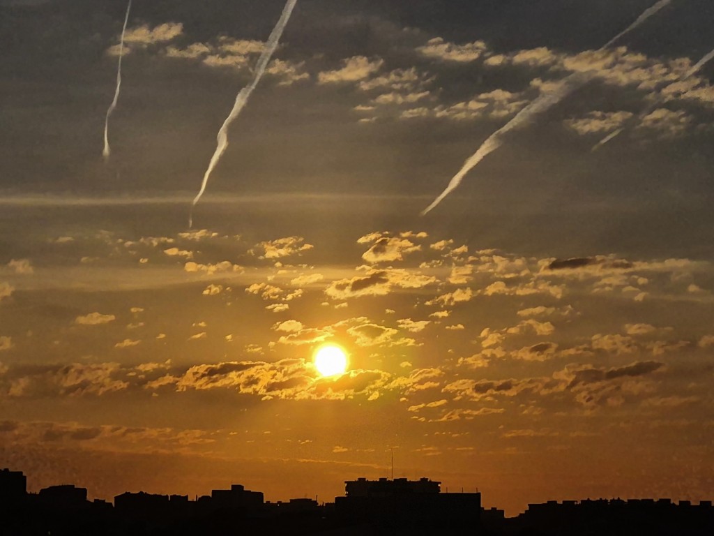 Foto: Amanecer - Sant Adrià de Besòs (Barcelona), España
