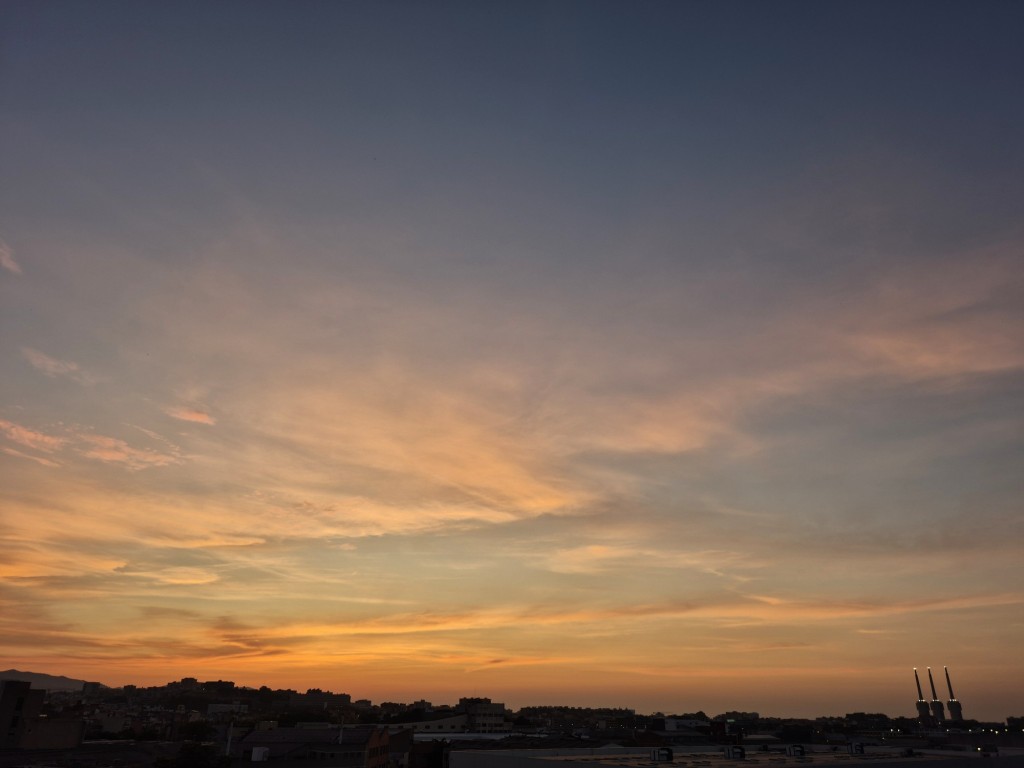 Foto: Amanecer - Sant Adrià de Besòs (Barcelona), España